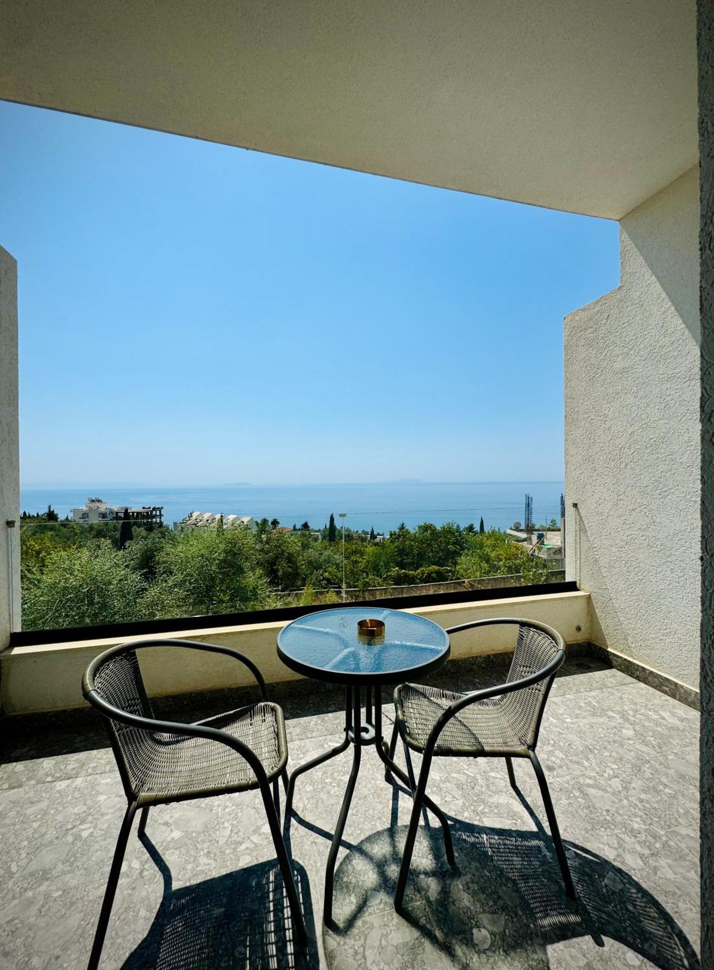 Gogo'S Boutique Hotel Dhërmi Exteriér fotografie